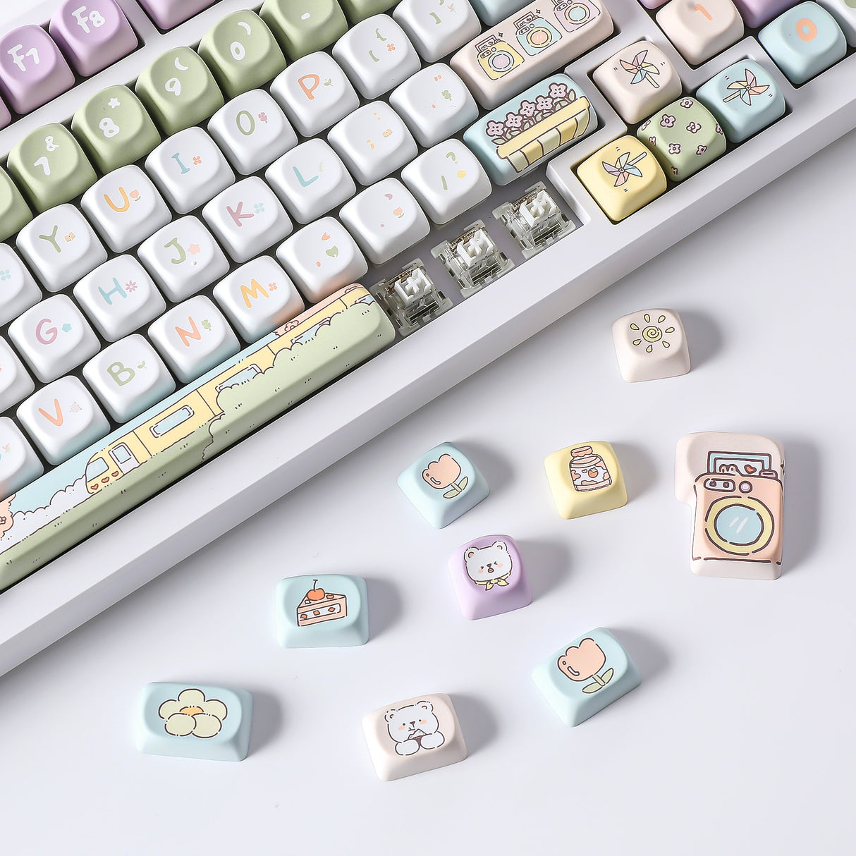 YUNZII Romantic Travel MOA Profile Keycap Set