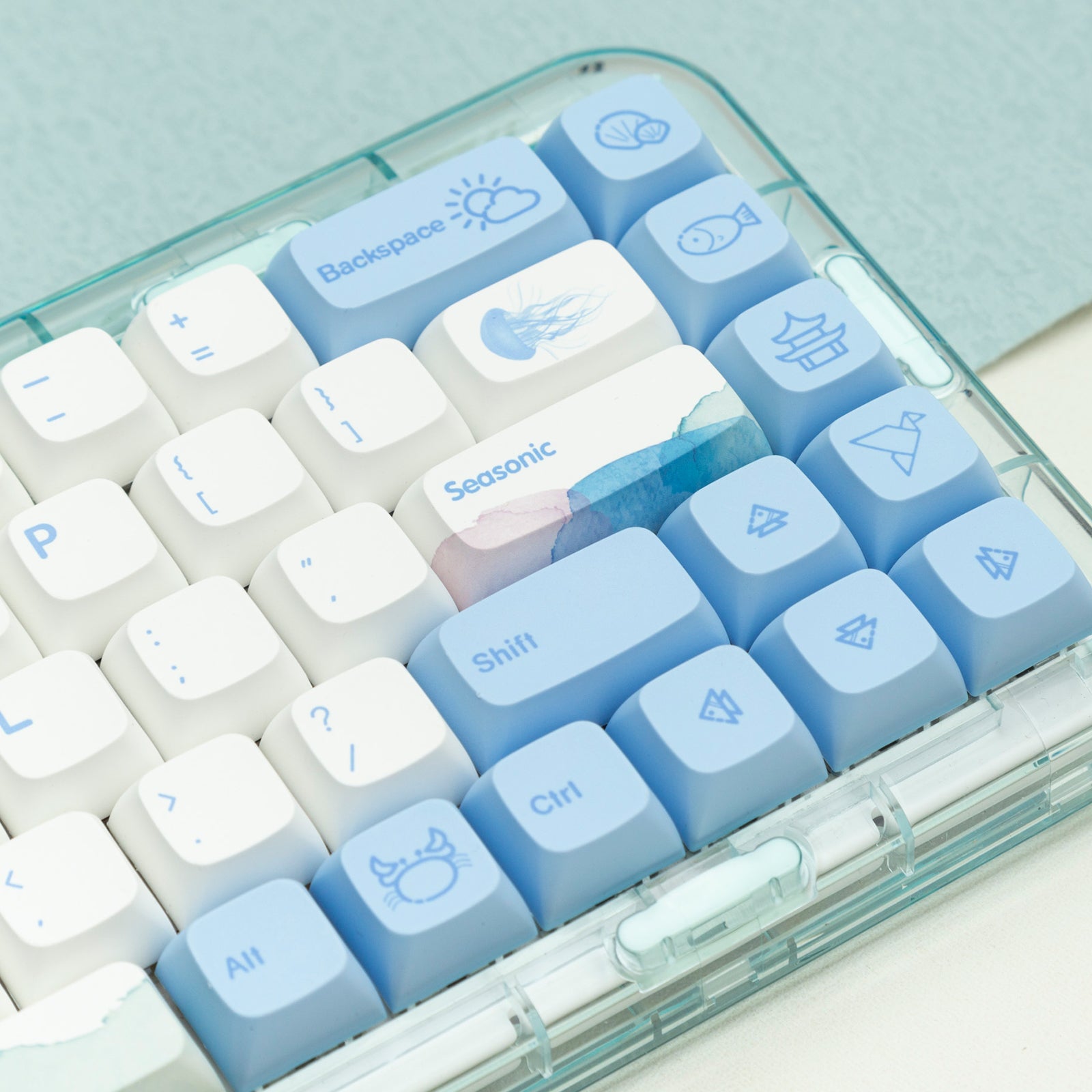 YUNZII Sea outlet Otter Keycaps