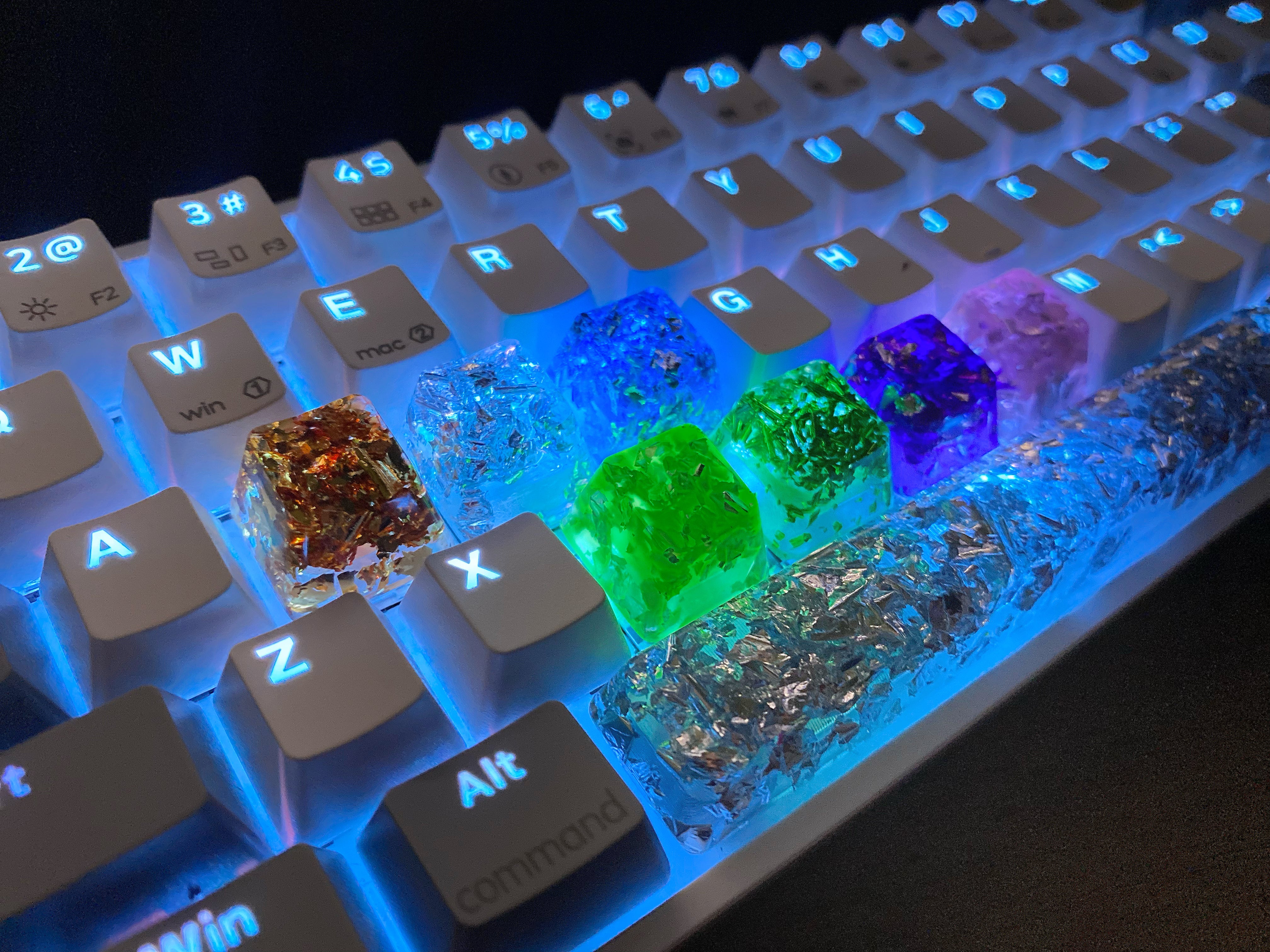 YUNZII Handmade Resin Artisan Keycaps